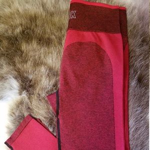 PINK VICTORIAS SECRET SEAMLESS LEGGINGS